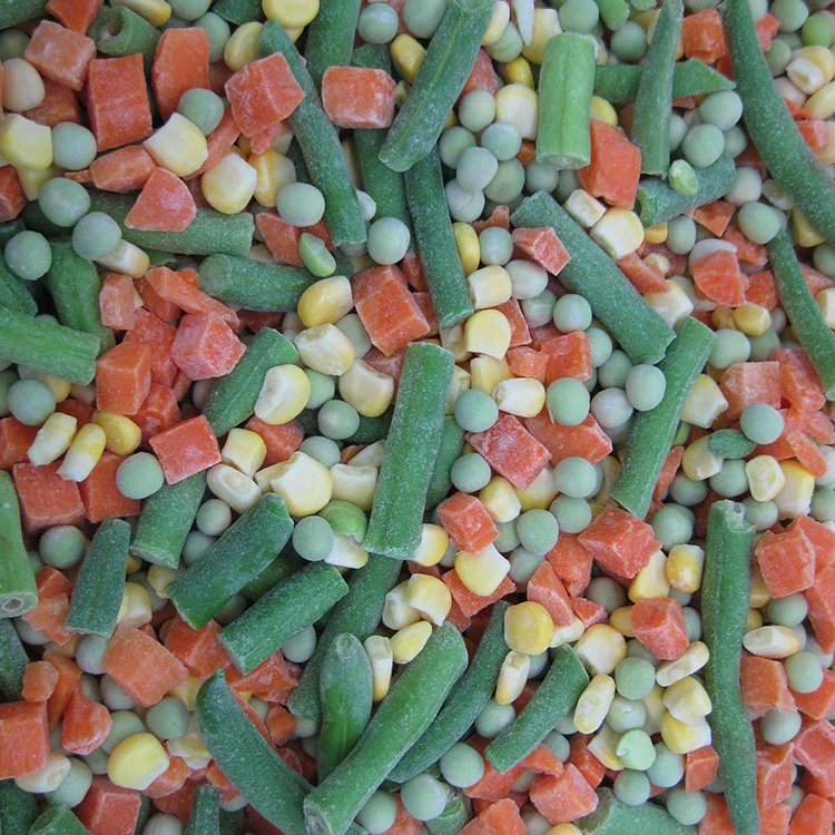 Four-way frozen mixed vegetables with green beans Frozen peas, corn, carrot dice, and green bean pieces in a four-way vegetable mix